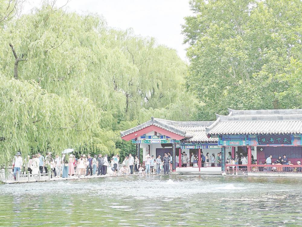 图片来源：新华社